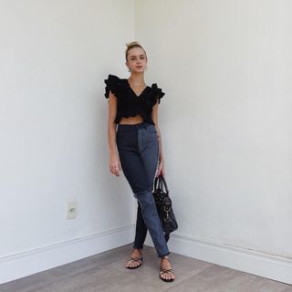 Isabella Scherer feet photo 12