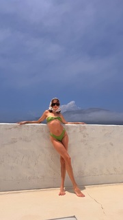Isabella Scherer feet photo 10