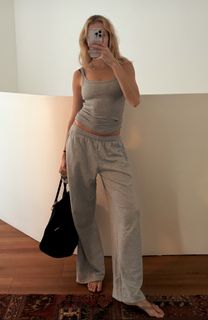 Isabella Scherer feet photo 9