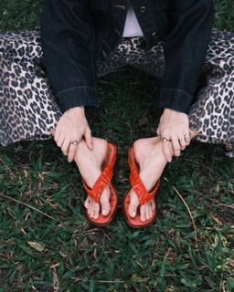 Isabella Scherer feet photo 9