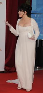 Isabelle Adjani feet photo thumbnail
