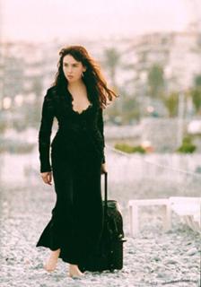 Isabelle Adjani feet photo thumbnail