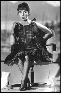 Isabelle Adjani feet photo thumbnail