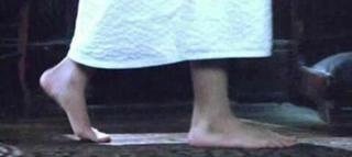 Isabelle Adjani feet photo thumbnail