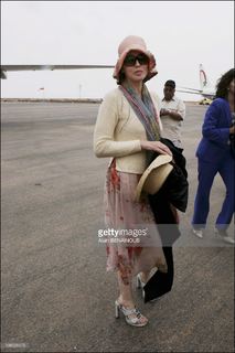 Isabelle Adjani feet photo thumbnail