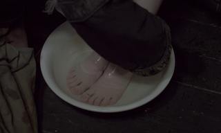 Isabelle Adjani feet photo thumbnail