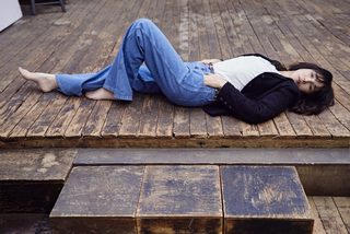 Isabelle Adjani feet photo thumbnail