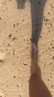 Isabelle Cornish feet photo 7