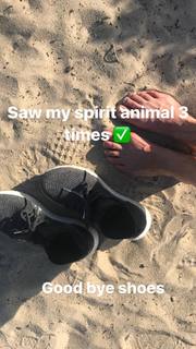 Isabelle Cornish feet photo 3
