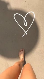 Isabelle Cornish feet photo 20