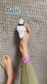 Isabelle Cornish feet photo 8