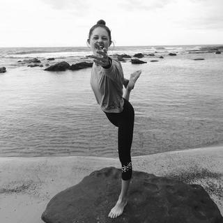 Isabelle Cornish feet photo 15