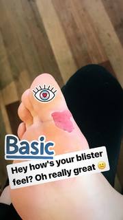 Isabelle Cornish feet photo 11