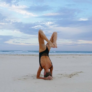 Isabelle Cornish feet photo 20