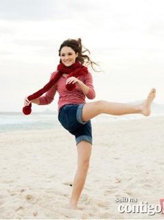 Isabelle Drummond feet photo thumbnail