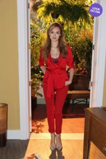 Isabelle Drummond feet photo thumbnail