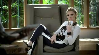 Isabelle Drummond feet photo thumbnail