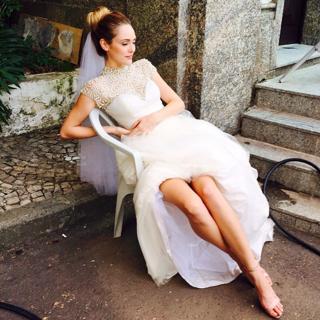 Isabelle Drummond feet photo thumbnail