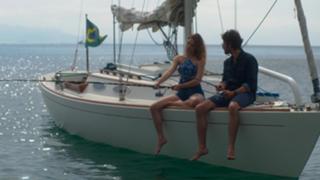Isabelle Drummond feet photo thumbnail