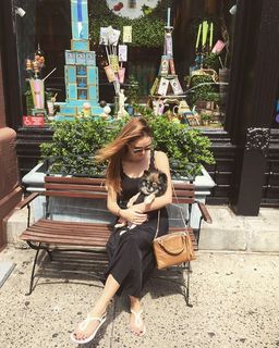 Isabelle Drummond feet photo thumbnail