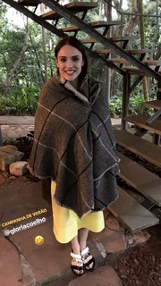 Isabelle Drummond feet photo thumbnail