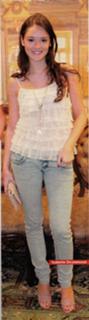Isabelle Drummond feet photo thumbnail