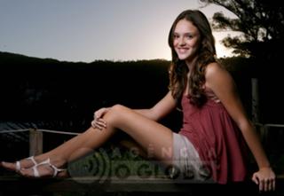 Isabelle Drummond feet photo thumbnail