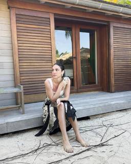 Isabelle Drummond feet photo thumbnail