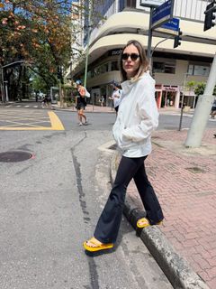 Isabelle Drummond feet photo thumbnail