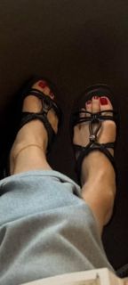 Isabelle Drummond feet photo 17