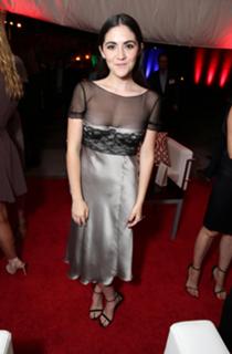Isabelle Fuhrman feet photo thumbnail