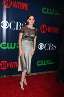 Isabelle Fuhrman feet photo thumbnail