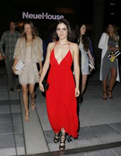 Isabelle Fuhrman feet photo thumbnail