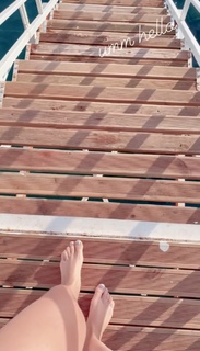 Isabelle Fuhrman feet photo thumbnail