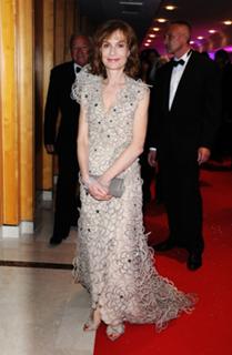 Isabelle Huppert feet photo thumbnail