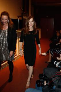 Isabelle Huppert feet photo thumbnail
