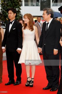 Isabelle Huppert feet photo thumbnail