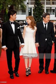 Isabelle Huppert feet photo thumbnail