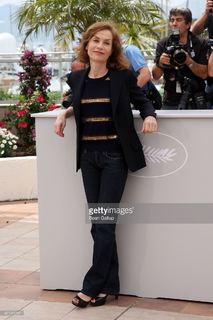Isabelle Huppert feet photo thumbnail