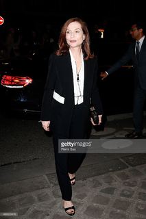 Isabelle Huppert feet photo thumbnail