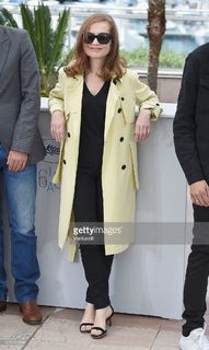 Isabelle Huppert feet photo thumbnail