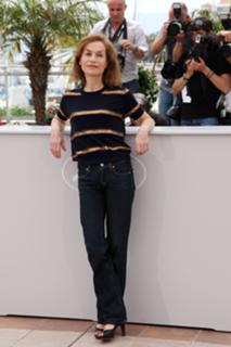 Isabelle Huppert feet photo thumbnail