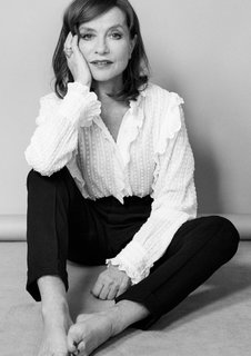 Isabelle Huppert feet photo thumbnail