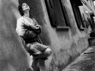 Isabelle Huppert feet photo thumbnail