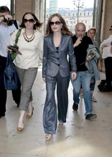 Isabelle Huppert feet photo thumbnail