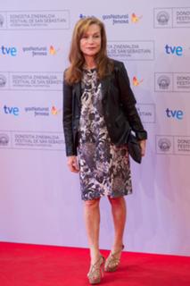 Isabelle Huppert feet photo thumbnail