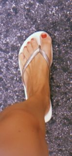 Isabelle Ithurburu feet photo 5