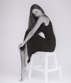 Isabelle Mathers feet photo 14