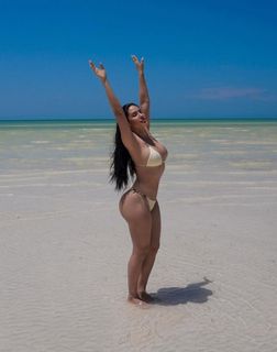 Isabelle Nogueira feet photo 3