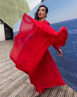 Isabelle Vitari feet photo 4